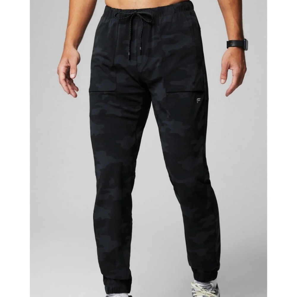 Fabletics The One Jogger - Camo